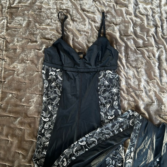 Unitard - Picture 1 of 6